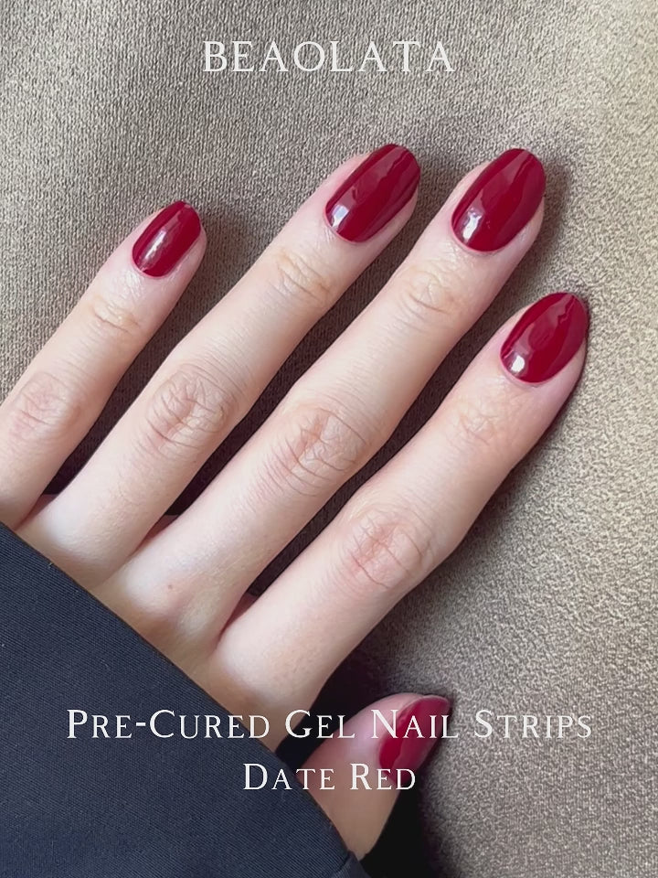Cargar vídeo: Refined deep red nail stickers