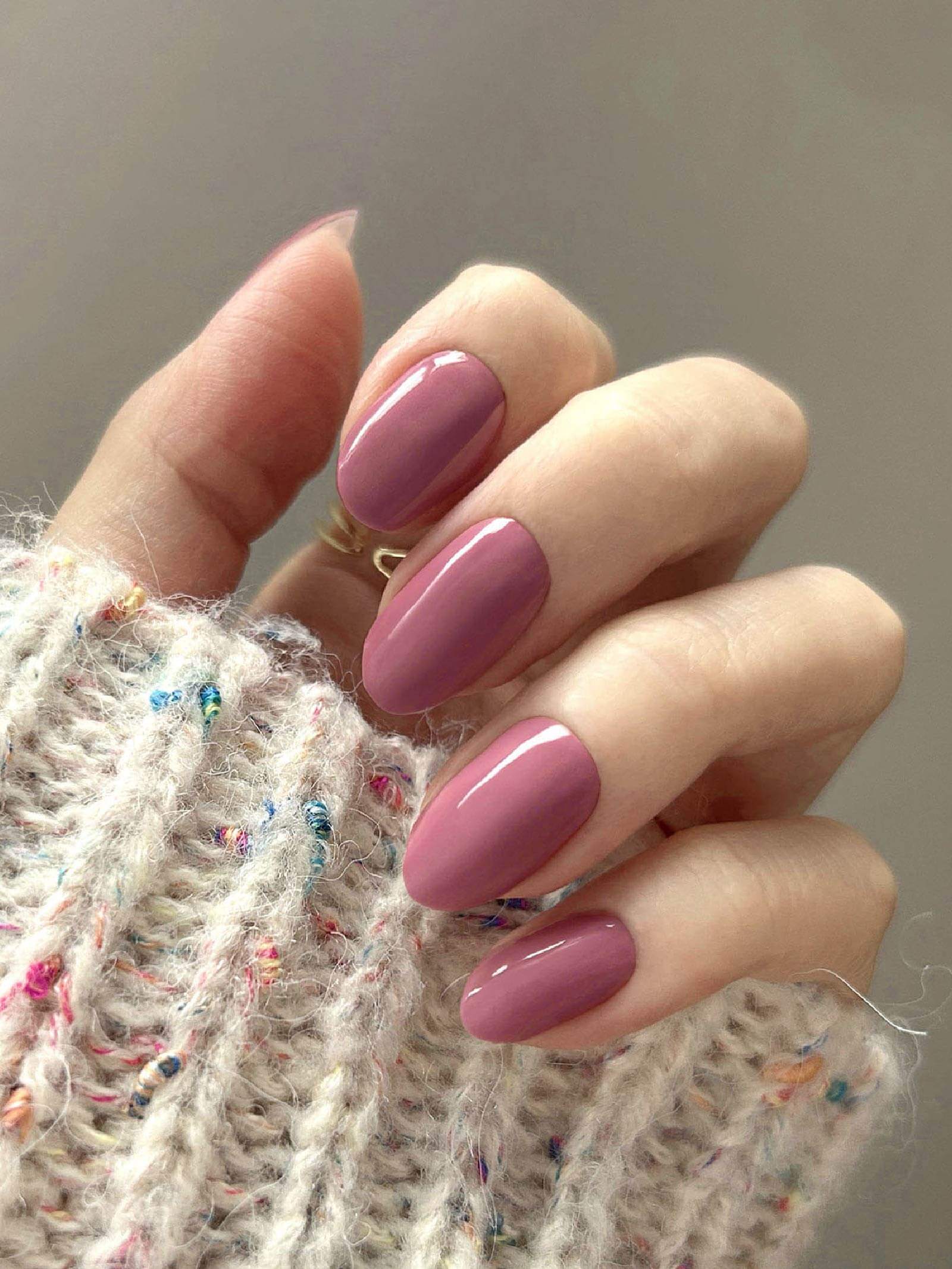 Soft berry pink gel nail stickers