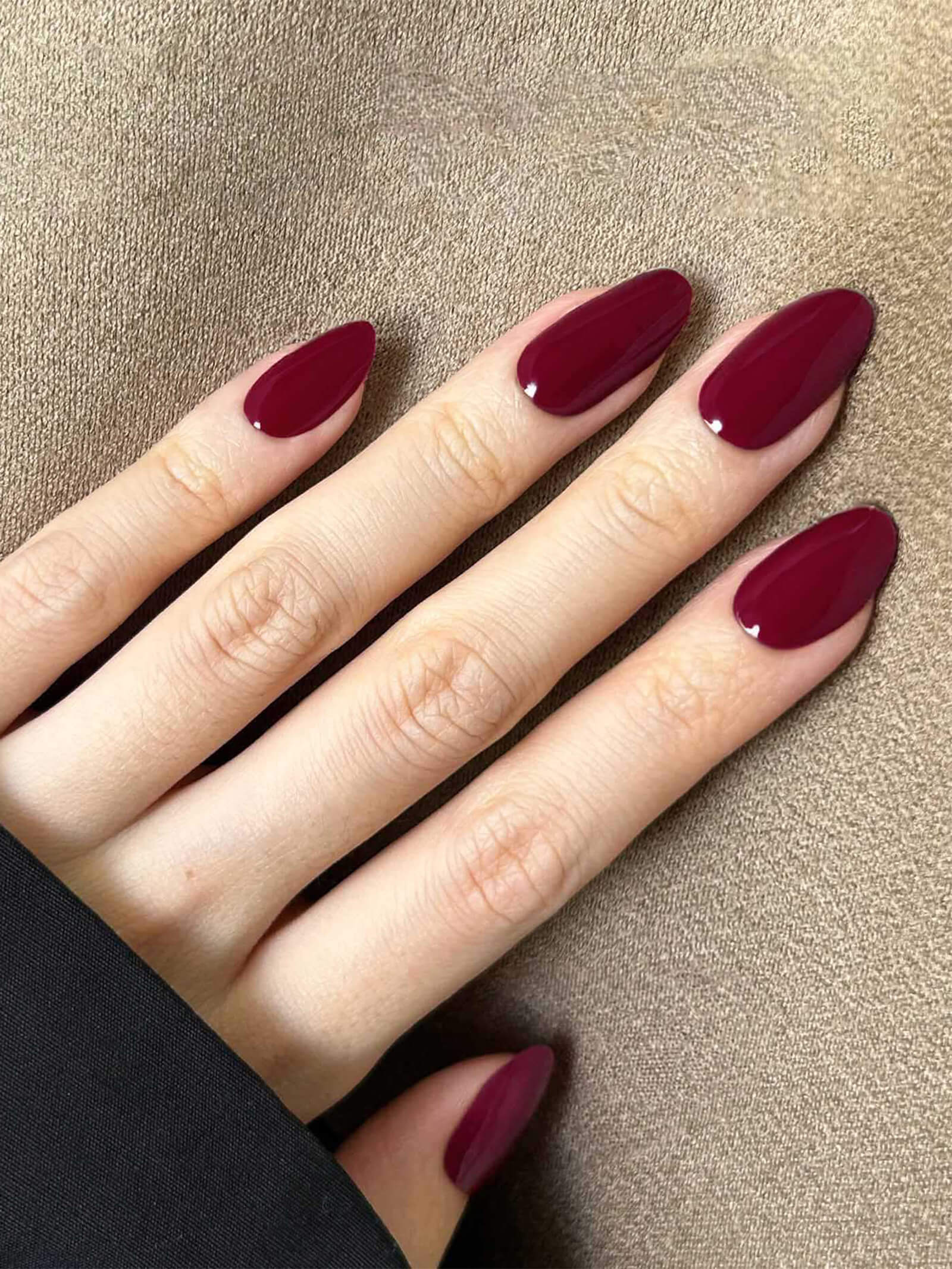 Stylish deep red gel nail stickers