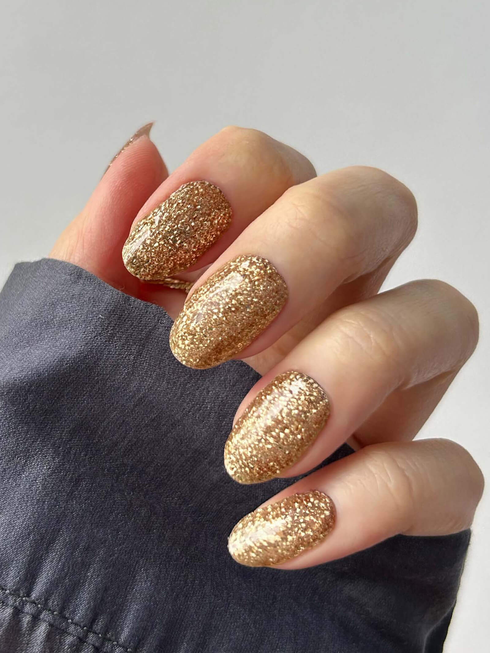 Elegant gold glitter gel nail stickers