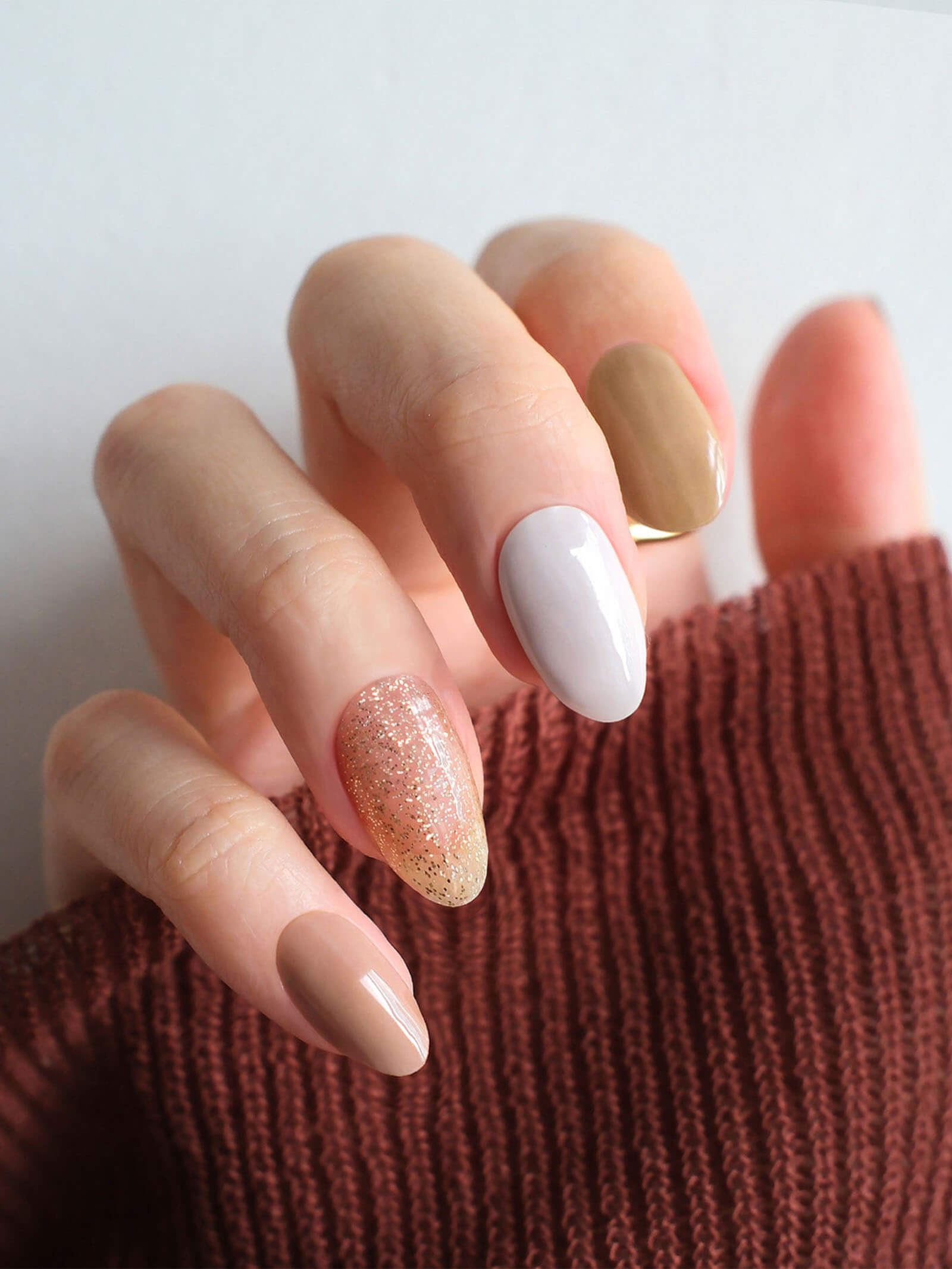 Creamy brown French gel nail stickers with subtle white and sparkle