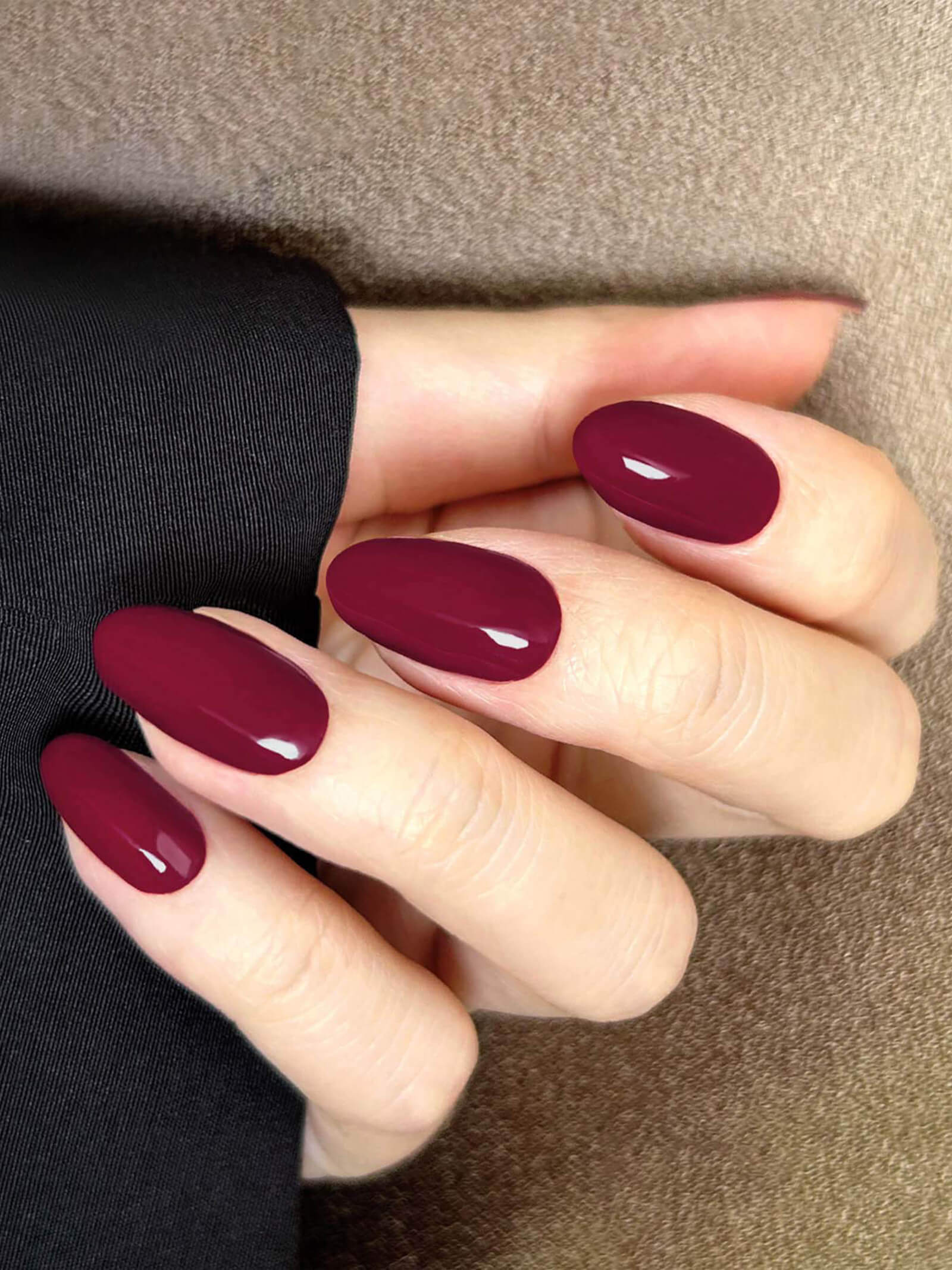 Classic deep red gel nail stickers