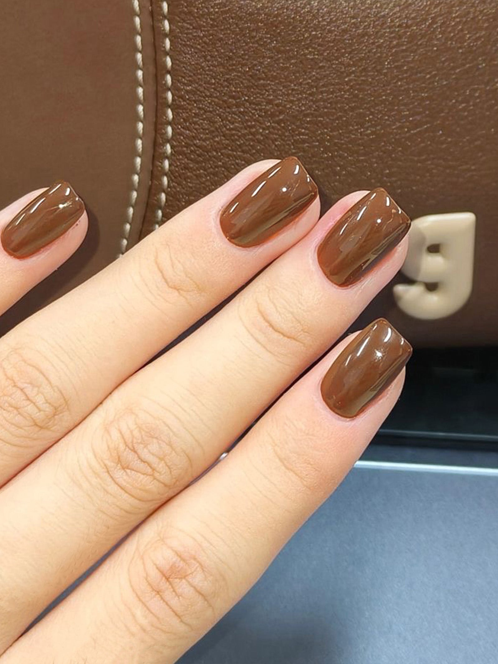 Hazelnut Brown Gel Nail Stickers for a chic, refined finish.