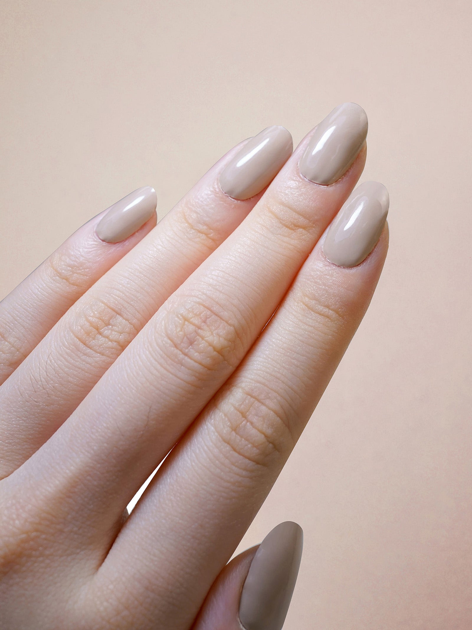 Minimal Nude