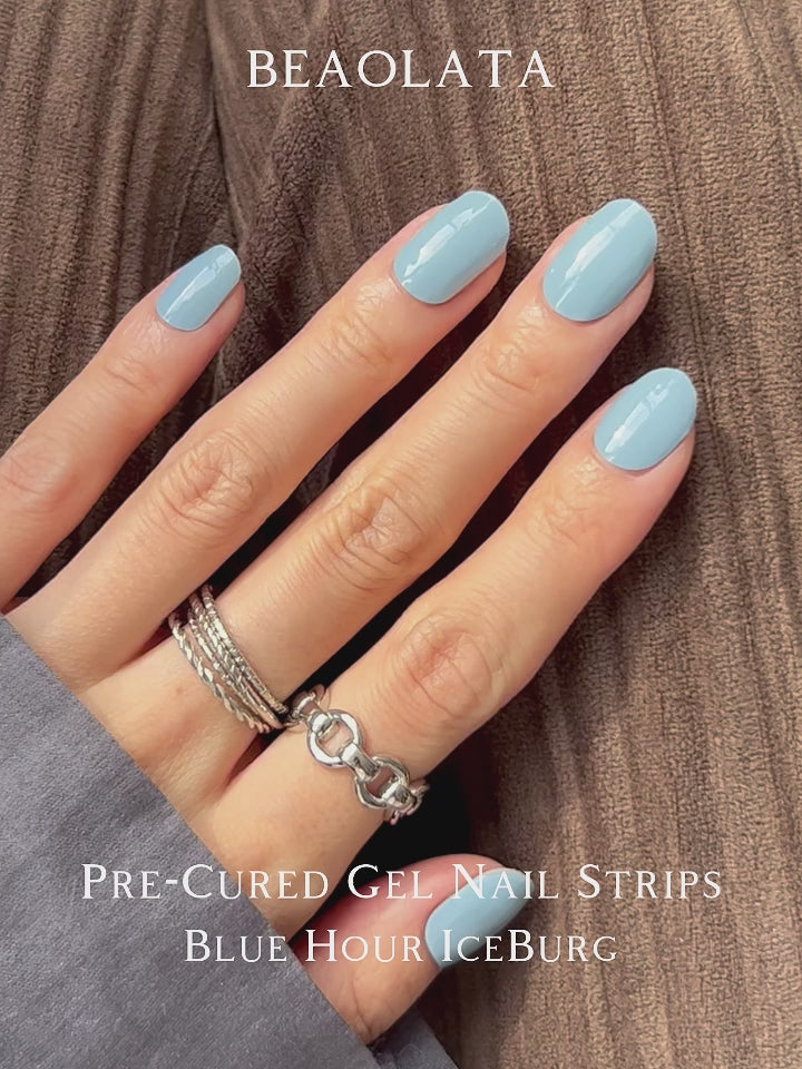 Fresh glacier blue gel nail stickers