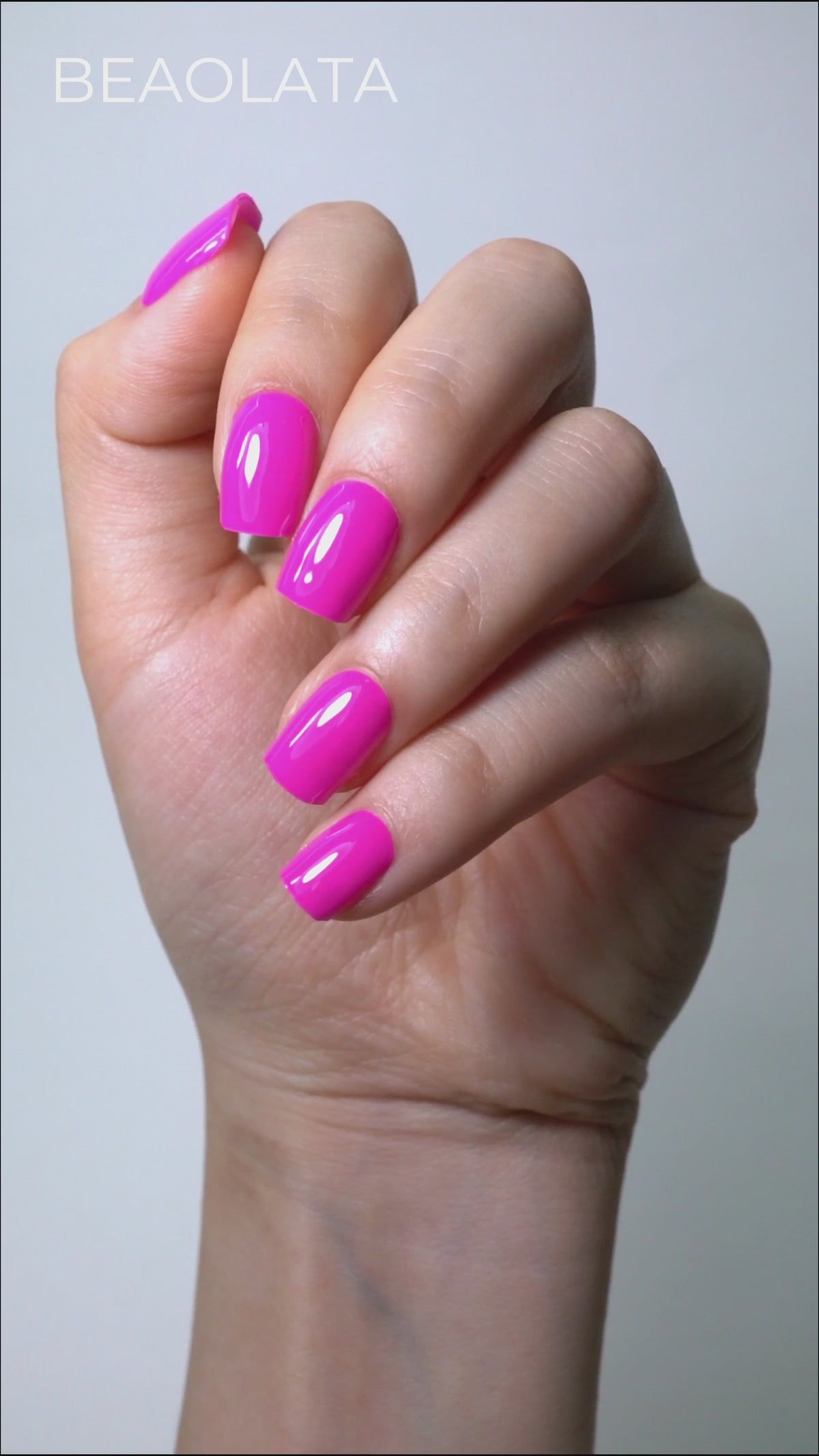 Cargar vídeo: Vibrant Pink