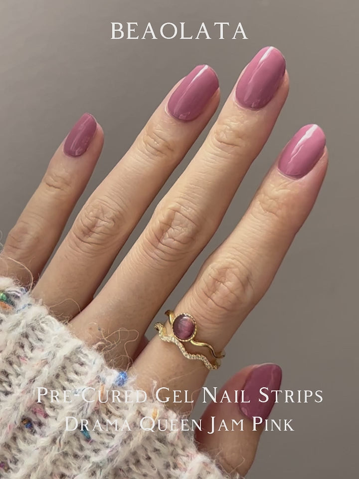 Glamorous berry pink nail stickers